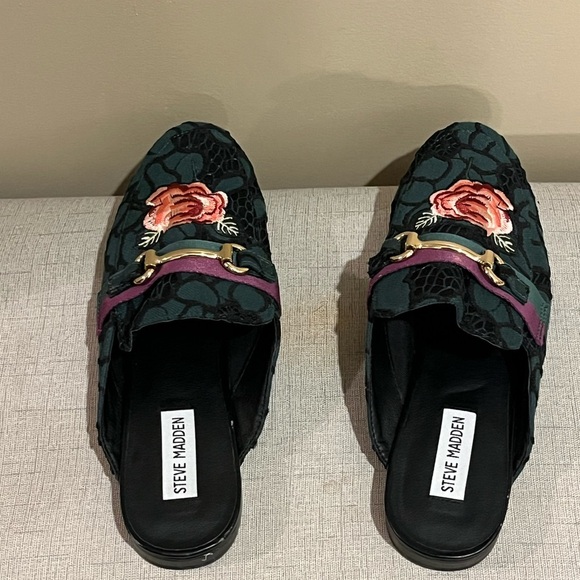 Steve Madden Kandi mules, green, purple & gold, Rose appliqué Loafers, size 9 - Picture 3 of 6